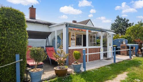 One-Bedroom Bungalow
