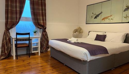 Standard Double Room with Shared Bathroom