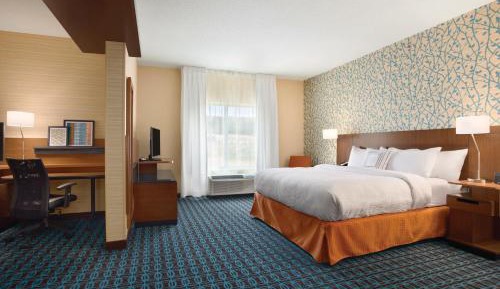 Deluxe King Room