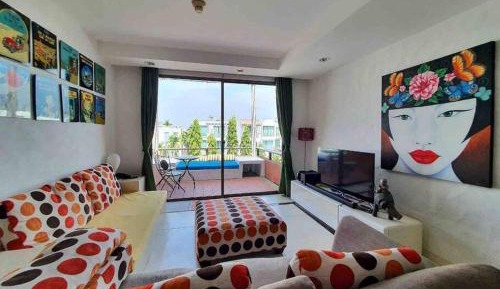 Apartment with Balcony