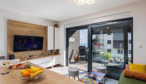 One Bedroom Apartment with Balcony