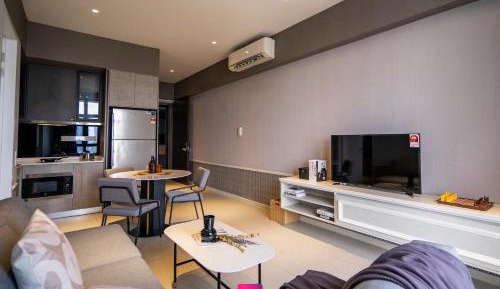 1 Bedroom Suite