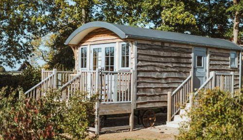 One-Bedroom House - The White Princess