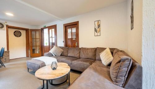Nineteen-Bedroom Holiday home