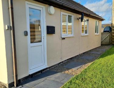 One-Bedroom Bungalow