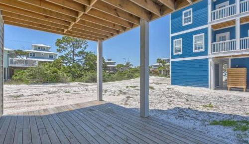 Four-Bedroom Holiday Home