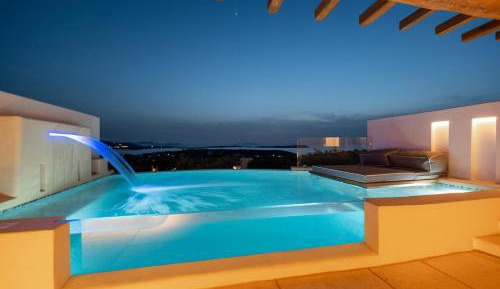 Suite with Infinity Private Pool and Sea View-ANNEX