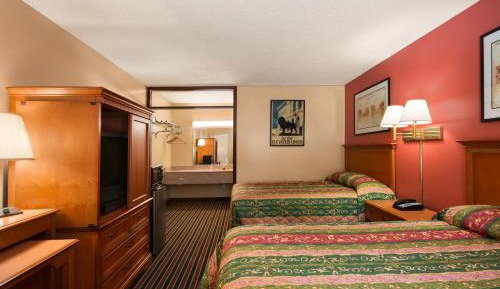 Double Room with Two Double Beds - Smoking