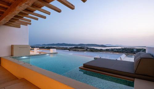 Superior Suite with Infinity Private Pool and Sea View-ANNEX