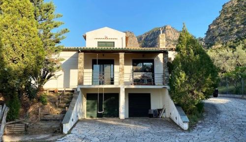 Five-Bedroom House