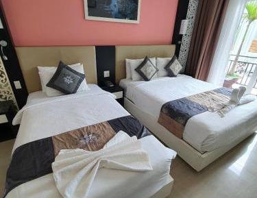 Deluxe Triple Room