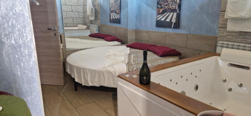 Double Room with Spa Bath