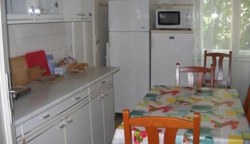 Twin Room with Shared Bathroom