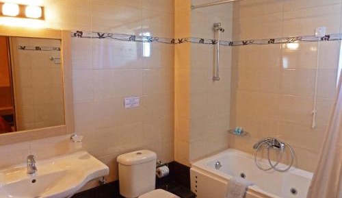 Studio (2 Adults)
