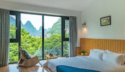 King Room with Garden View