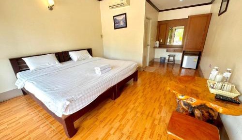Large Double Room