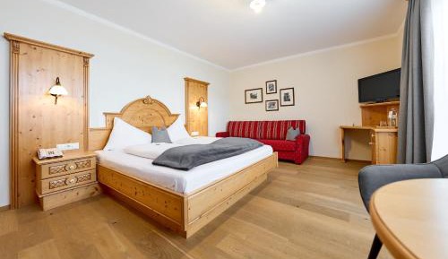 Double Room with Mountain View