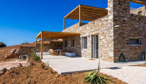 Two-Bedroom Apartment with Ocean View
