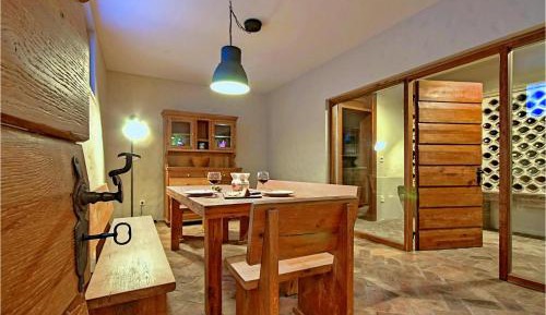 Five-Bedroom Holiday Home