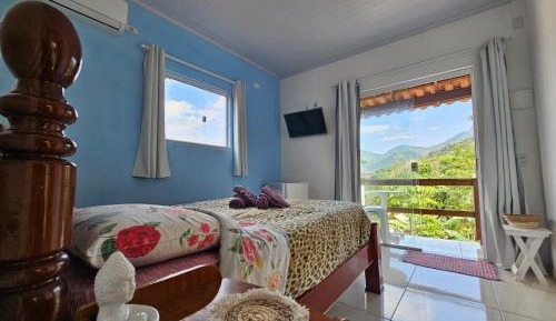 Deluxe Double Room with Balcony and Sea View