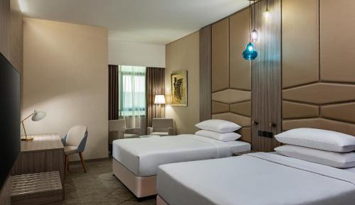 Superior Twin, (Comp. Shuttle to DMCC Metro, Marina Mall & JBR, 20% off on F&B outlet)