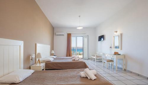 Triple Room with Sea View