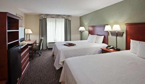 Room with Two Queen Beds - Non-Smoking
