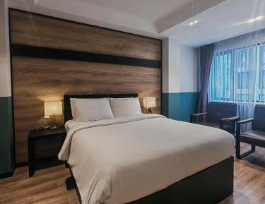 Deluxe Double Room with Bath
