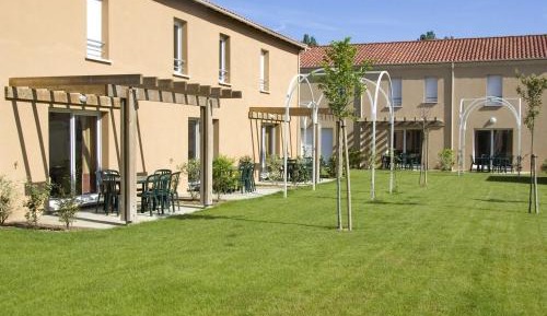 Two-Bedroom Holiday Home