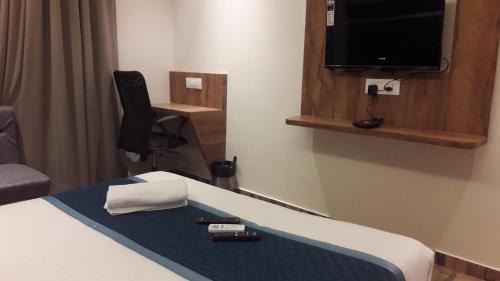 Deluxe Double Room (1 adult + 1 child)
