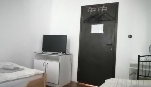 Twin Room with Shared Bathroom