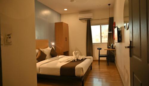 Deluxe King Room