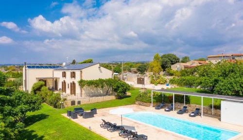  Villa with Private Pool