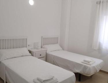 Twin Room with Shared Toilet