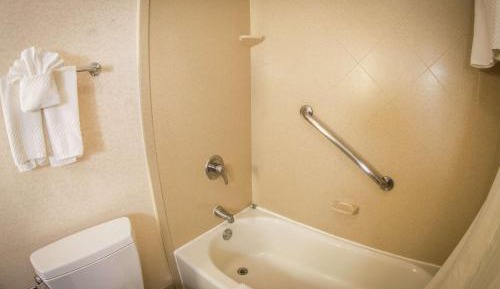 Junior King Suite - Non-Smoking
