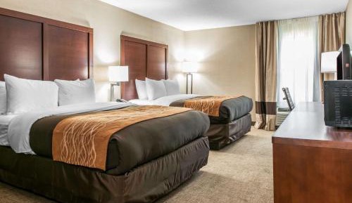 Queen Room with Two Queen Beds - Disability Access