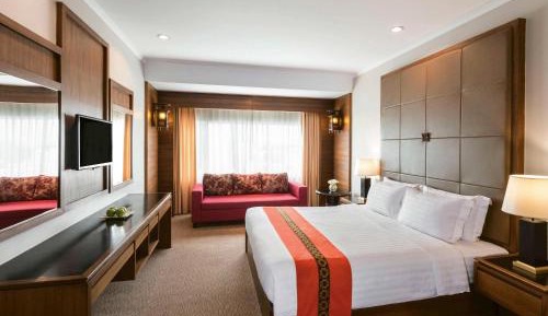 Deluxe King Room