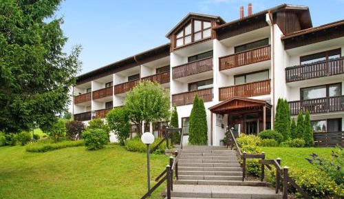 Superior One-Bedroom Apartment with Balcony