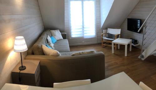 Select Two-Bedroom Apartment (6 People)