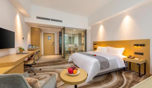 Standard King Room