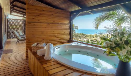 Deluxe Bungalow with Sea View