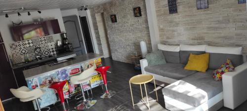 One-Bedroom House