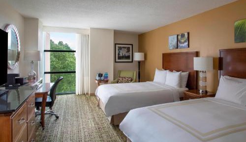 Corner Double Room with Two Double Beds 