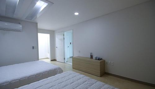 Twin Room with Sea View