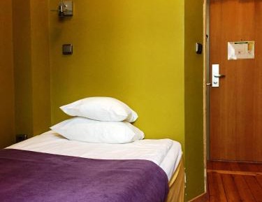 Small Single Room