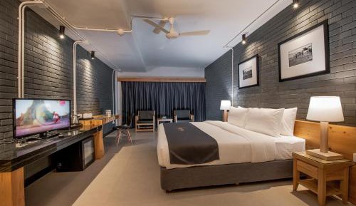 Deluxe  Room King Bed