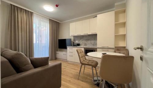 Deluxe Apartment