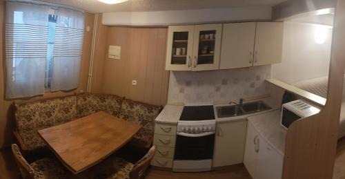 One-Bedroom Apartment (3 Adults)