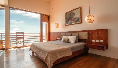 Deluxe Double Room with Balcony and Sea View