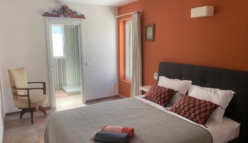 Double Room with Private Bathroom